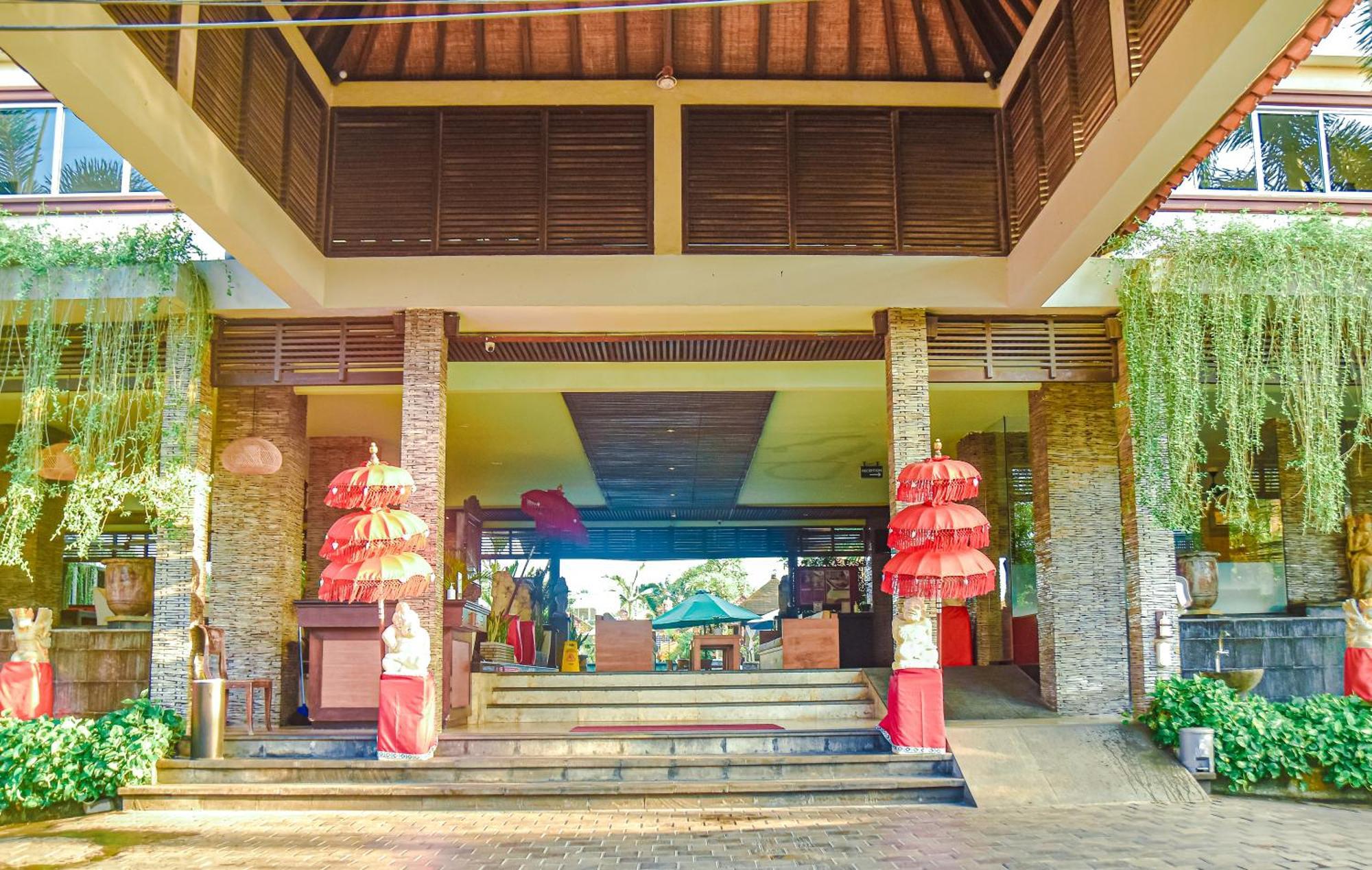 The Lokha & Legian (Bali)