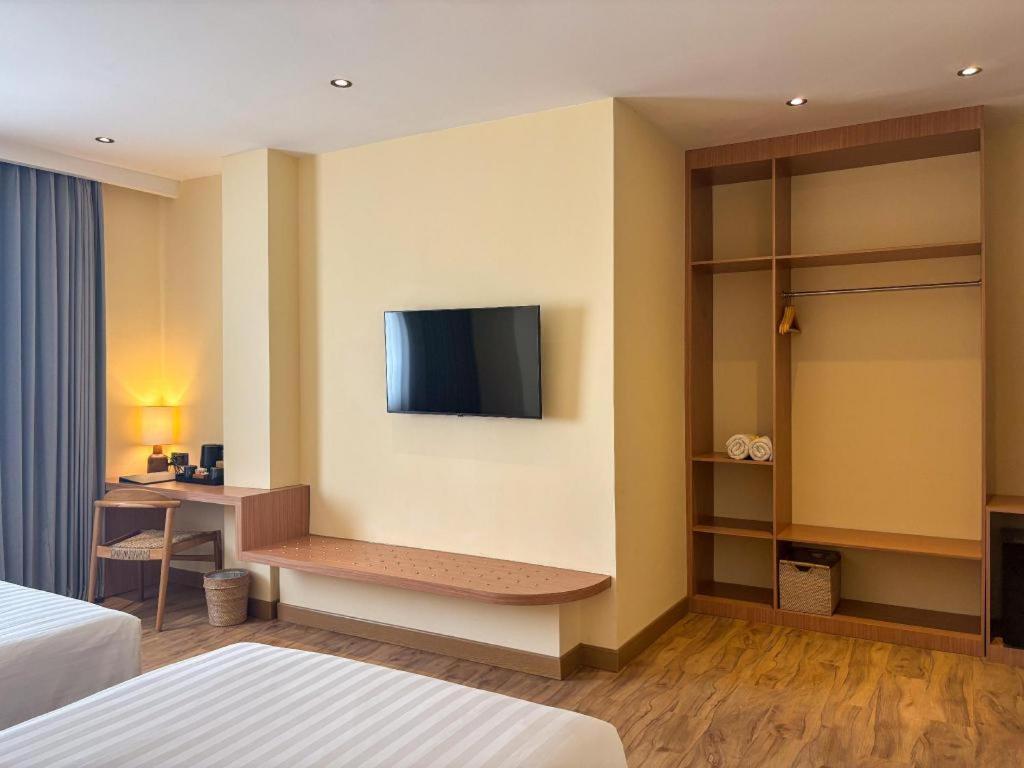 The Rivavi Legian (Bali)