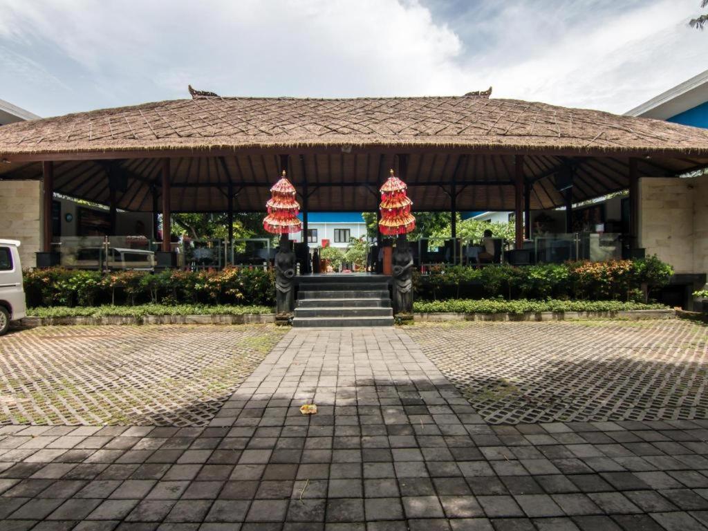 Hotel Ozz Kuta Bali Managed By Ozz Group