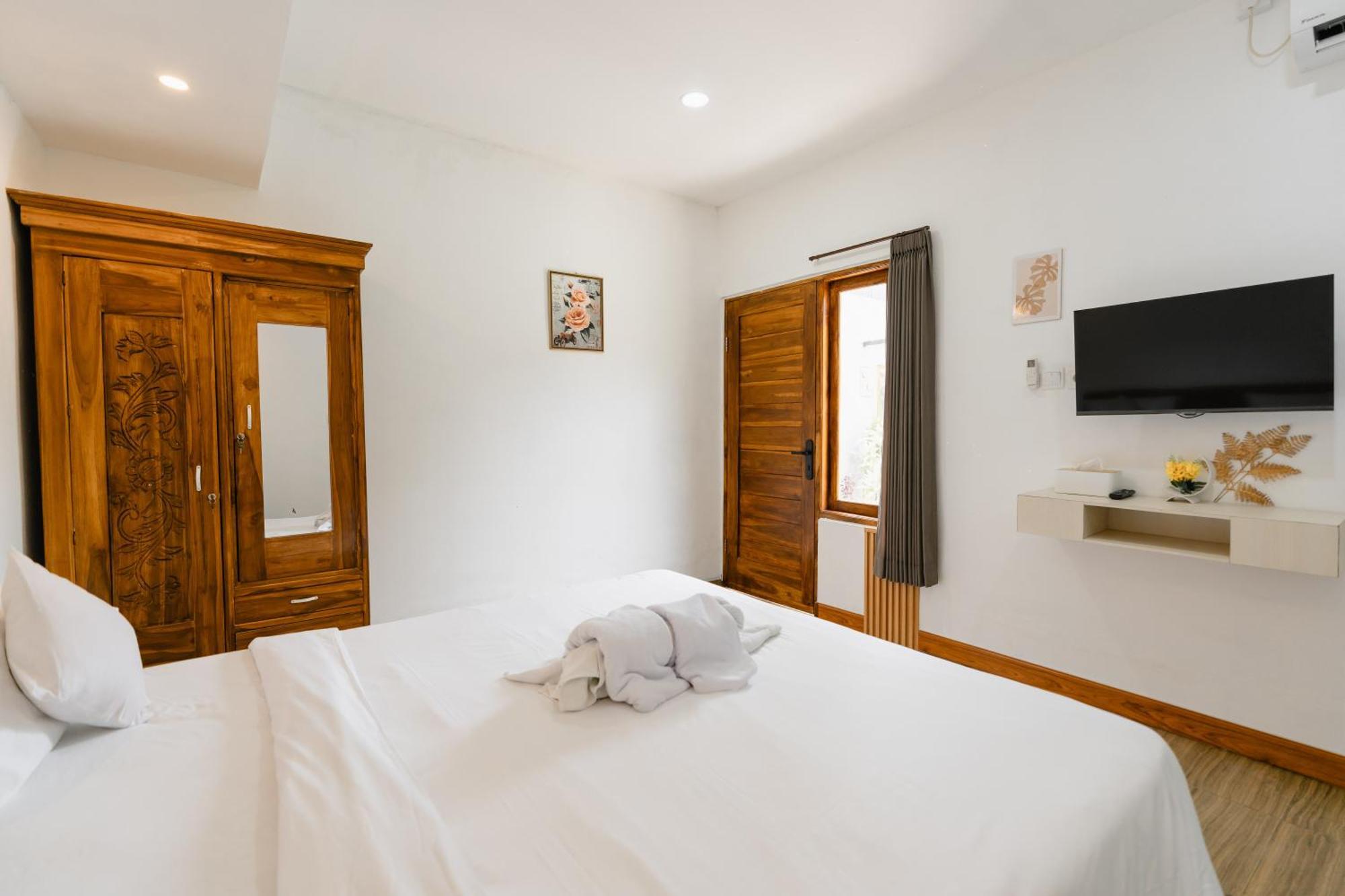 Guest house Griya Sadhana Dewi Sri 3*