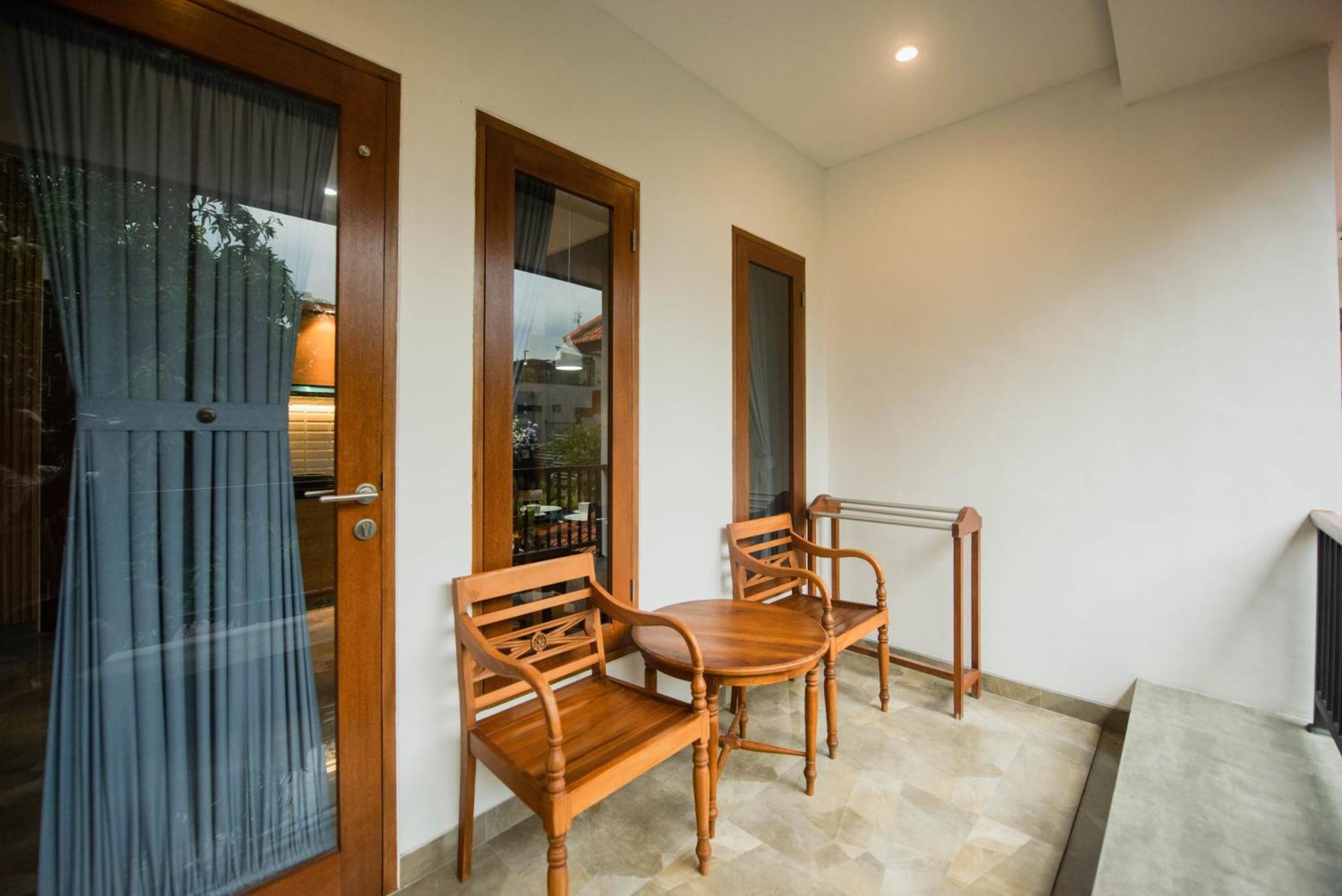Sandat Hotel