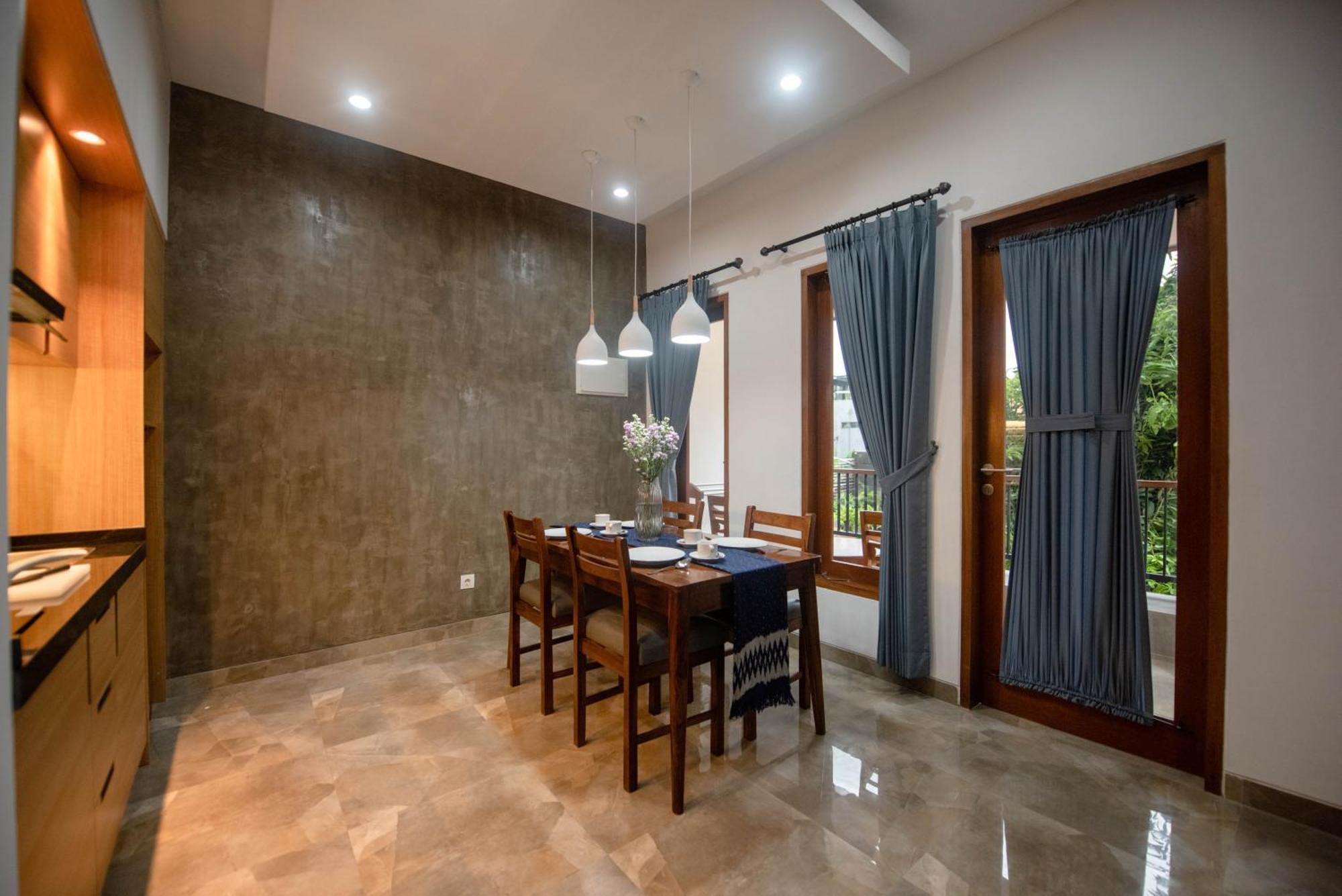 Hotel Sandat 3*
