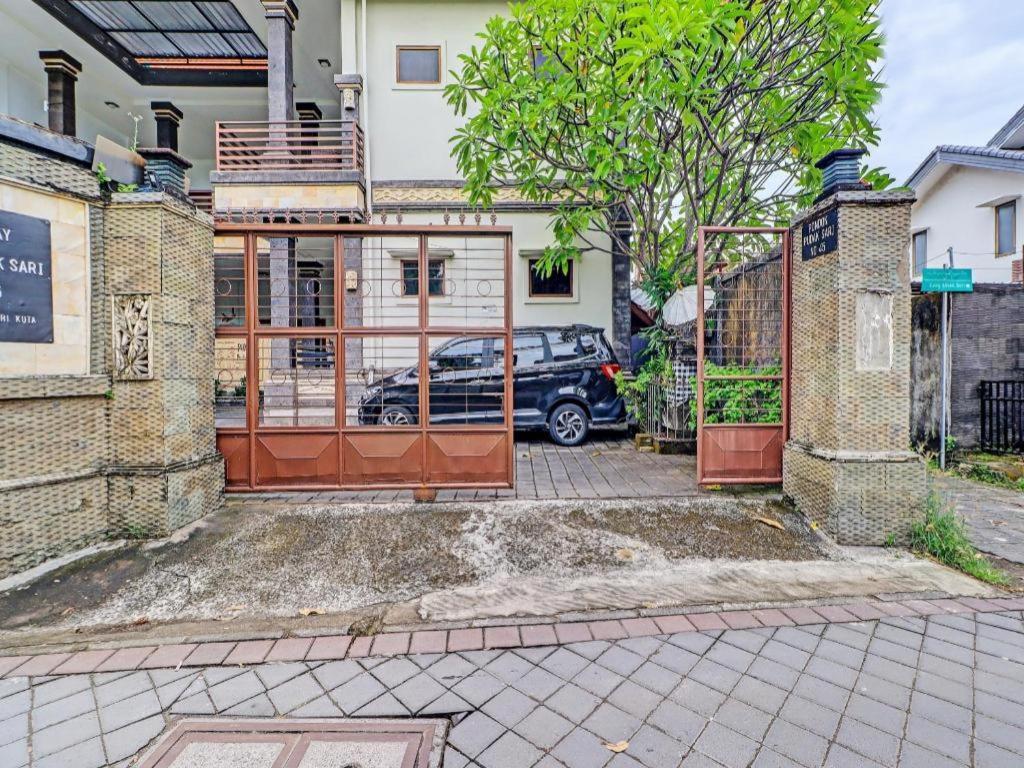 Hotel Capital O 92229 Pudak Sari