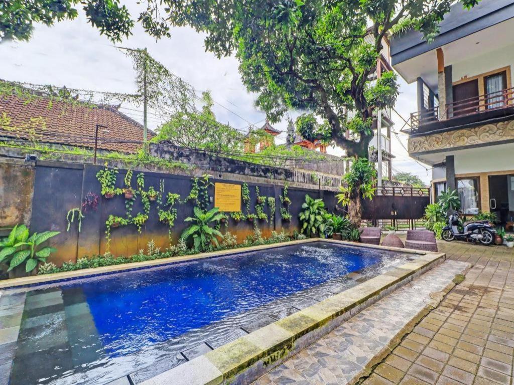 Hotel Capital O 92229 Pudak Sari
