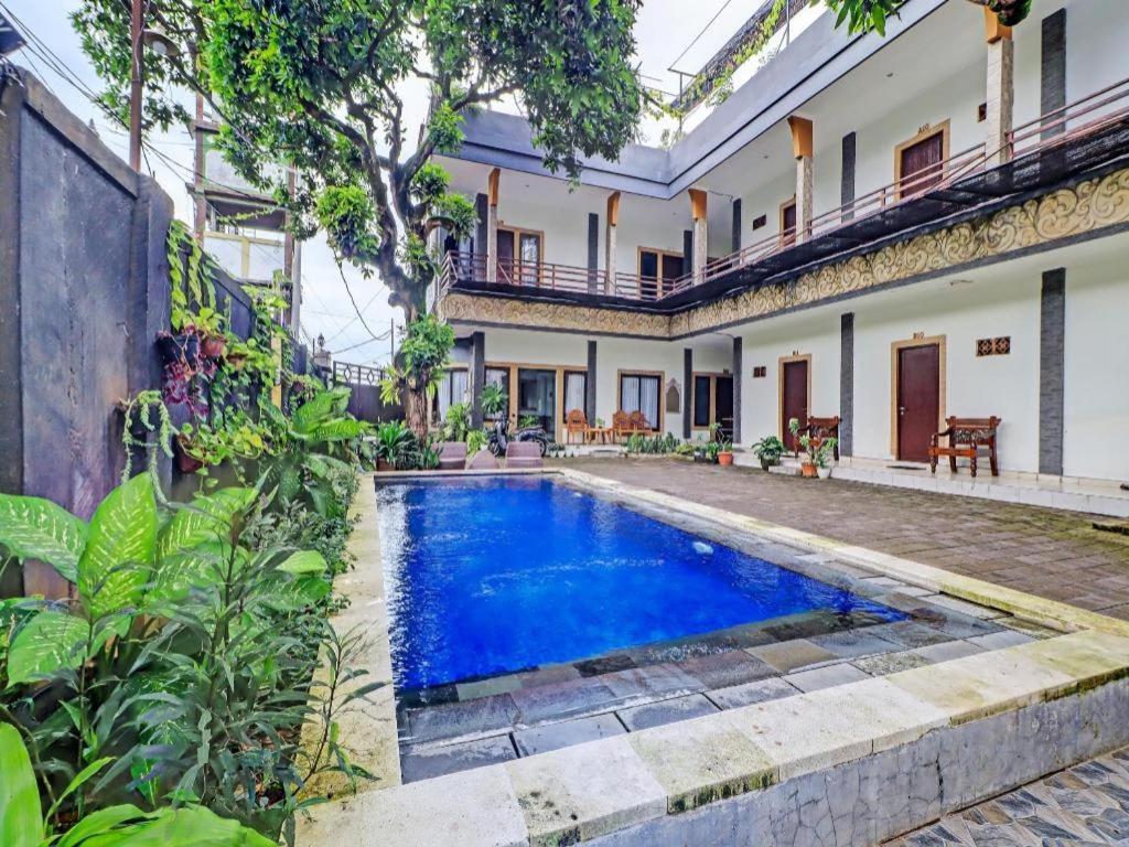 Capital O 92229 Pudak Sari 2*