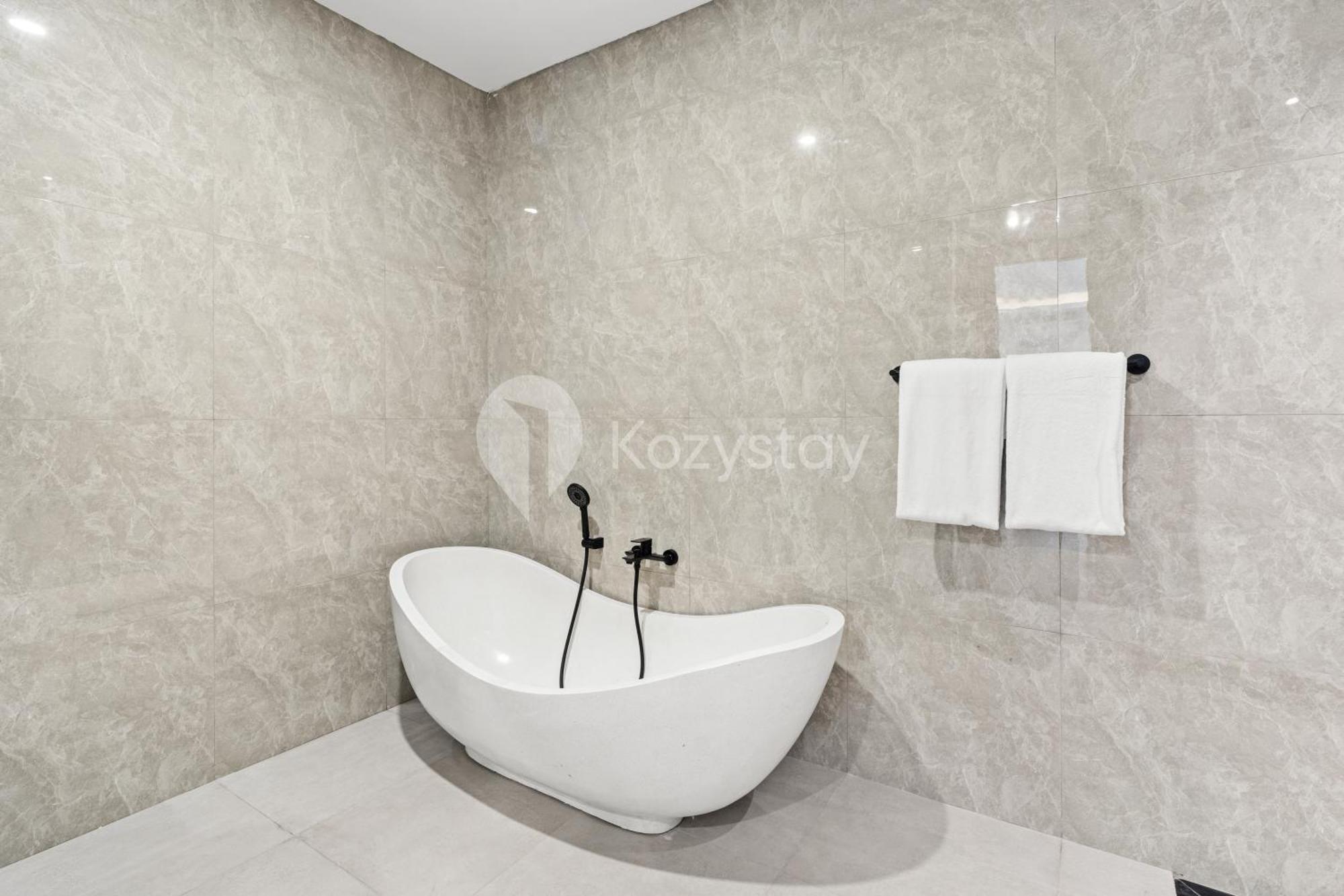 Kros By Kozystay - Villa Legian (Bali)