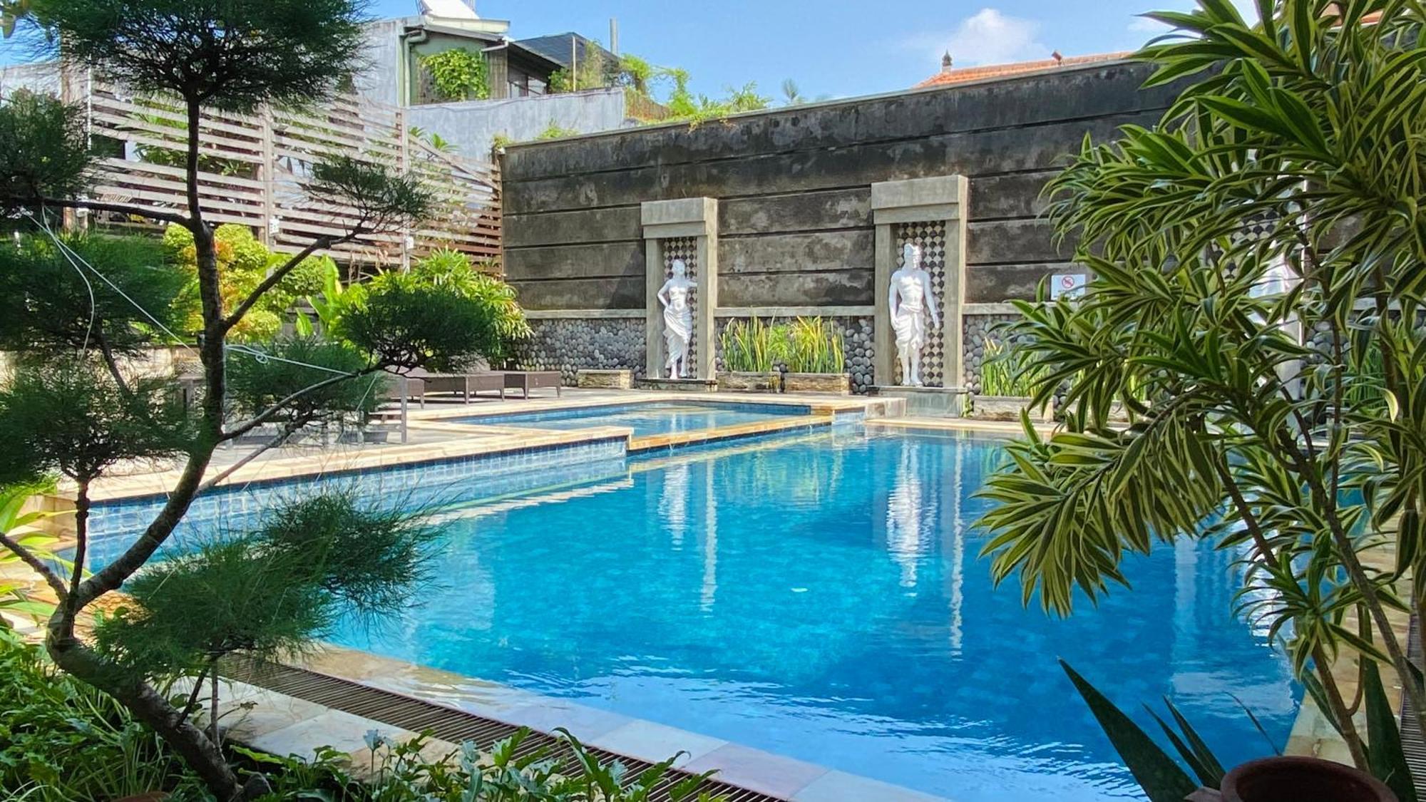 Sandat Hotel Legian