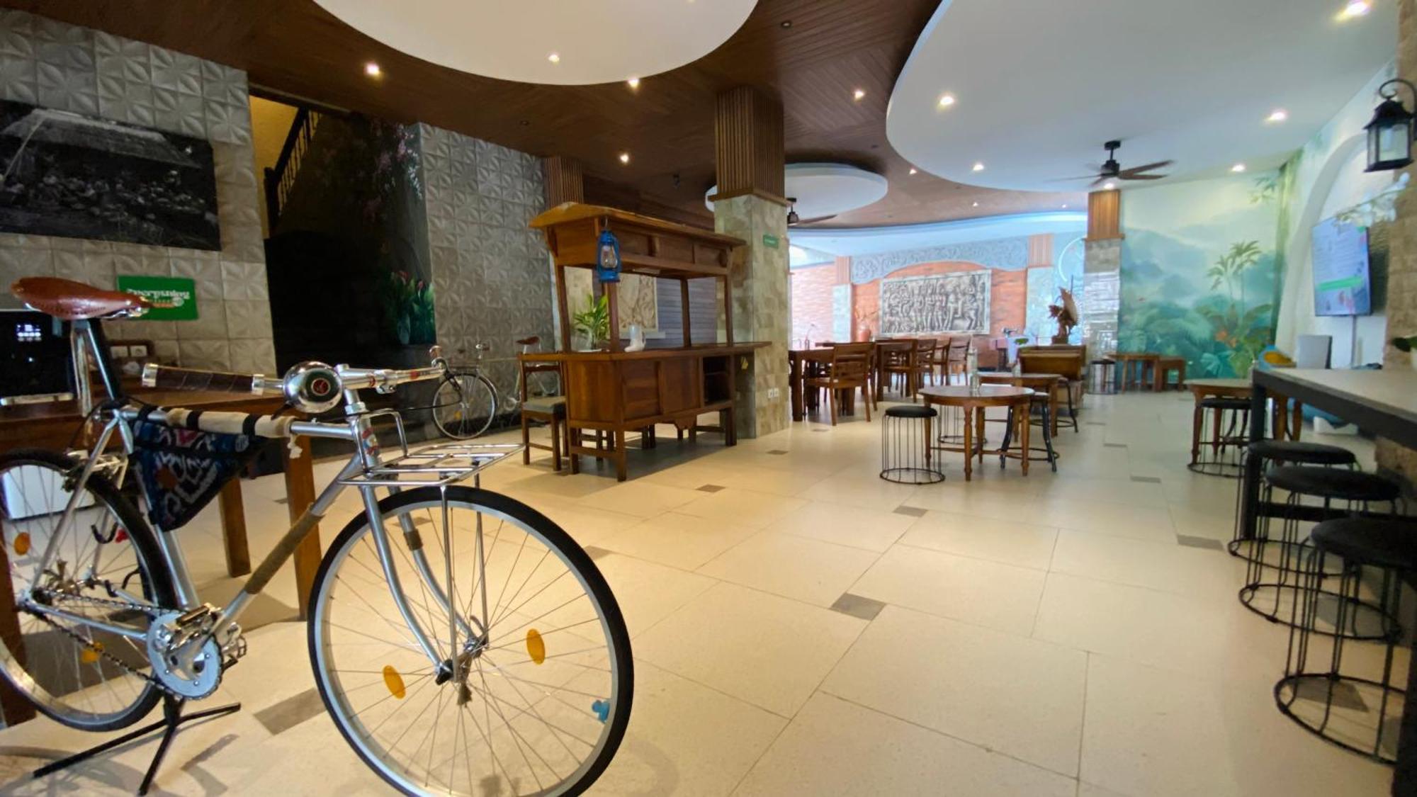 Hotel Sandat Legian