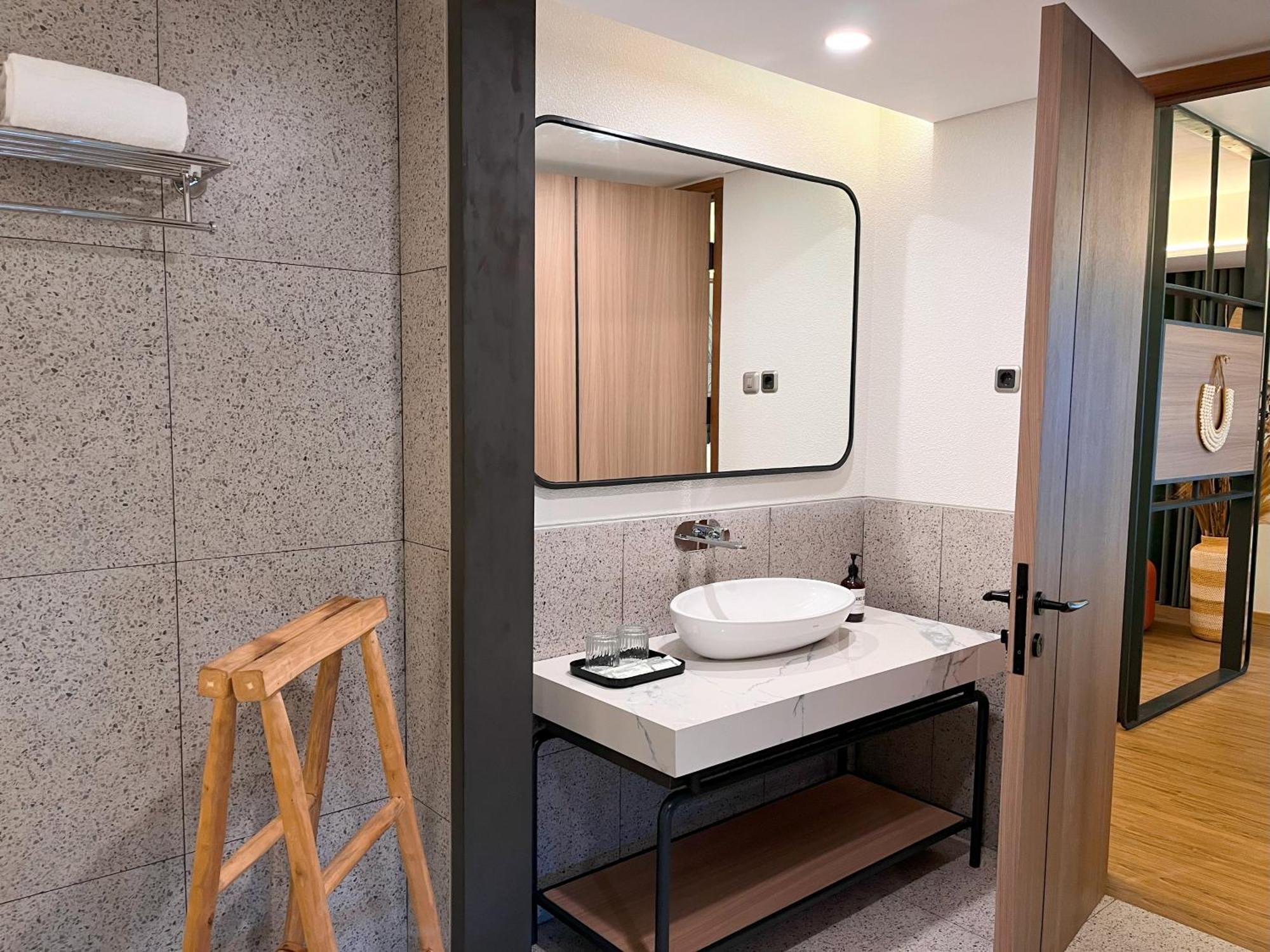 Luminor Seminyak - Bali