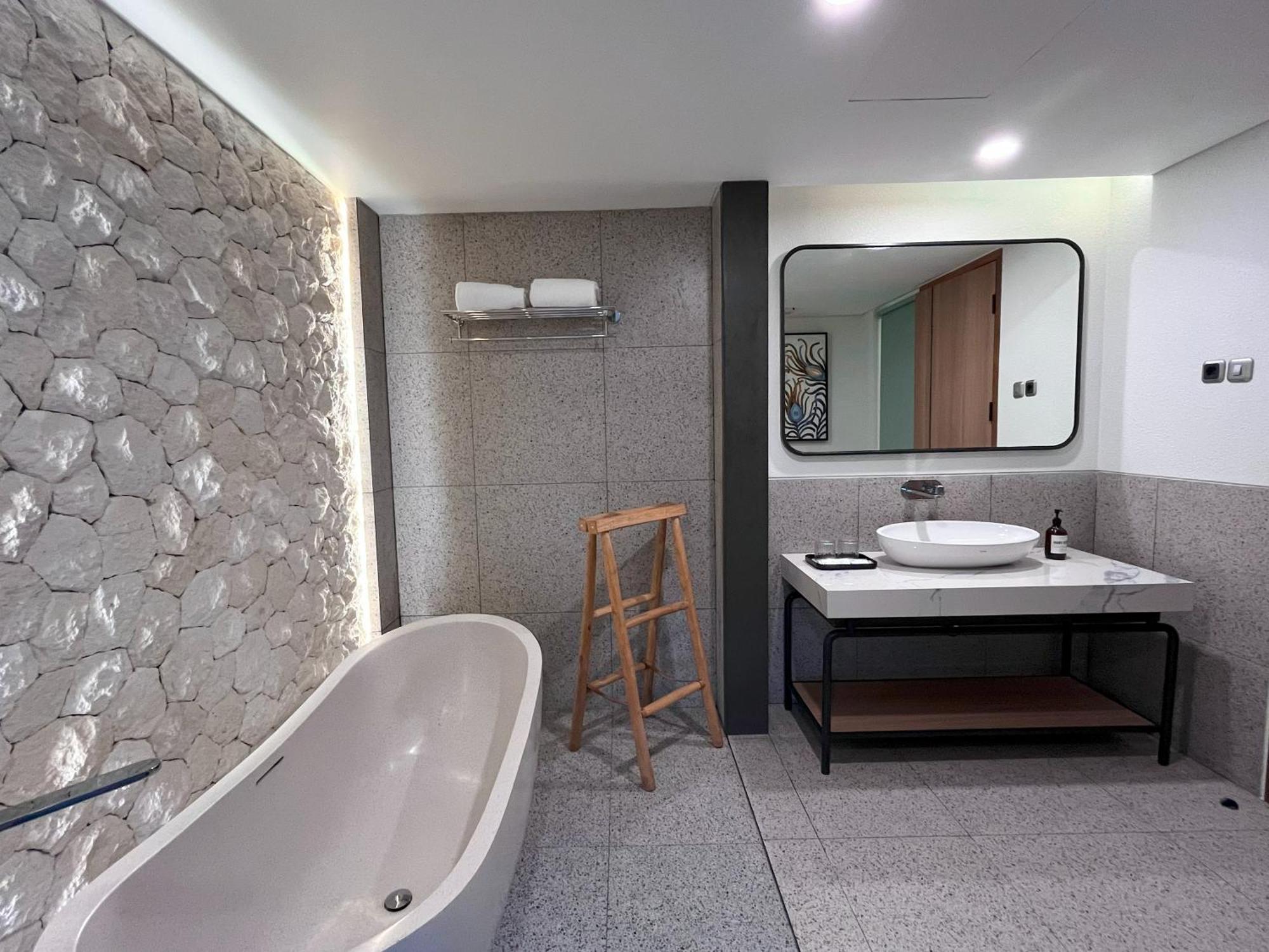 Luminor Seminyak - Bali Hotel Legian (Bali)
