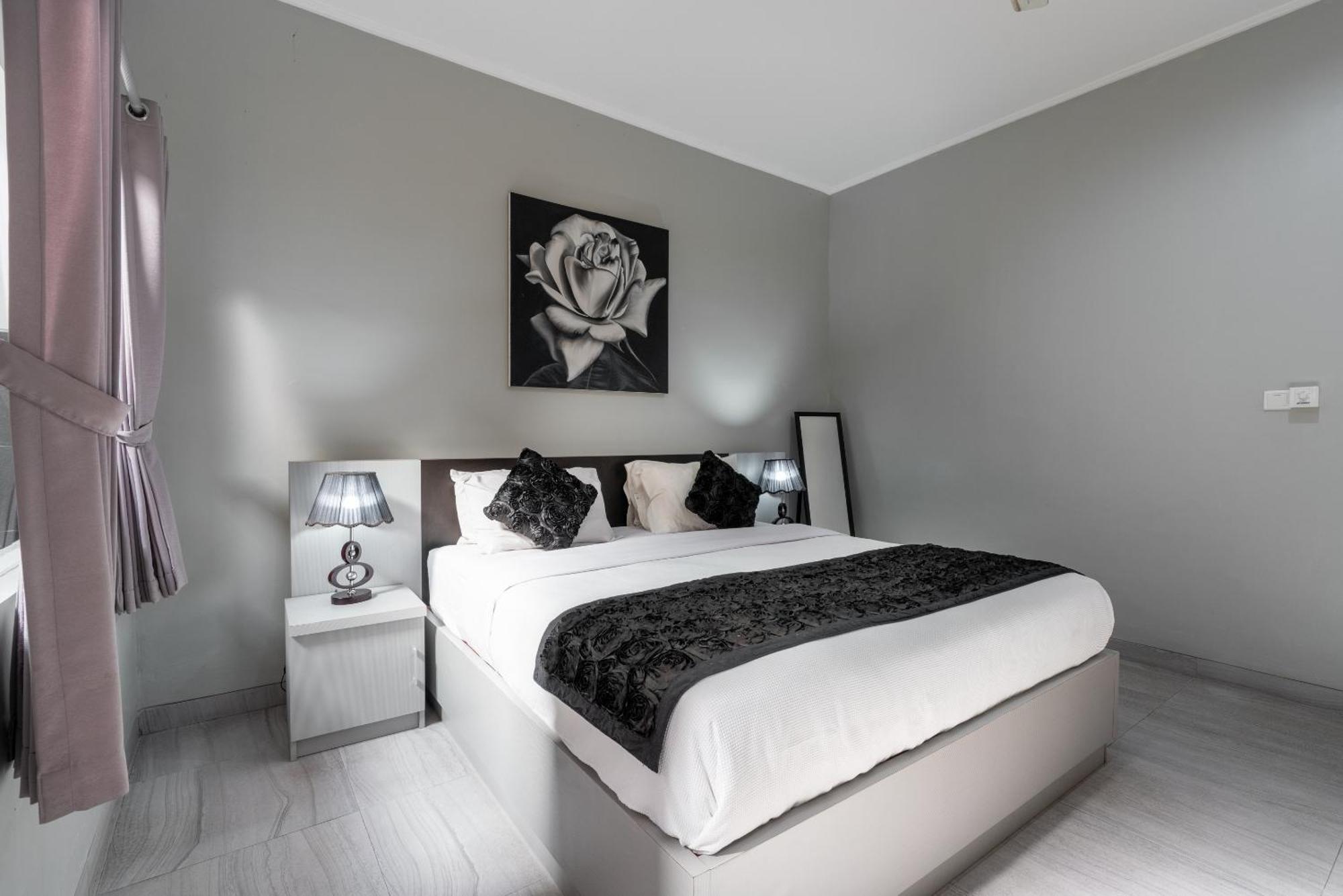 3 Bedroom Mawar Walk To Villa
