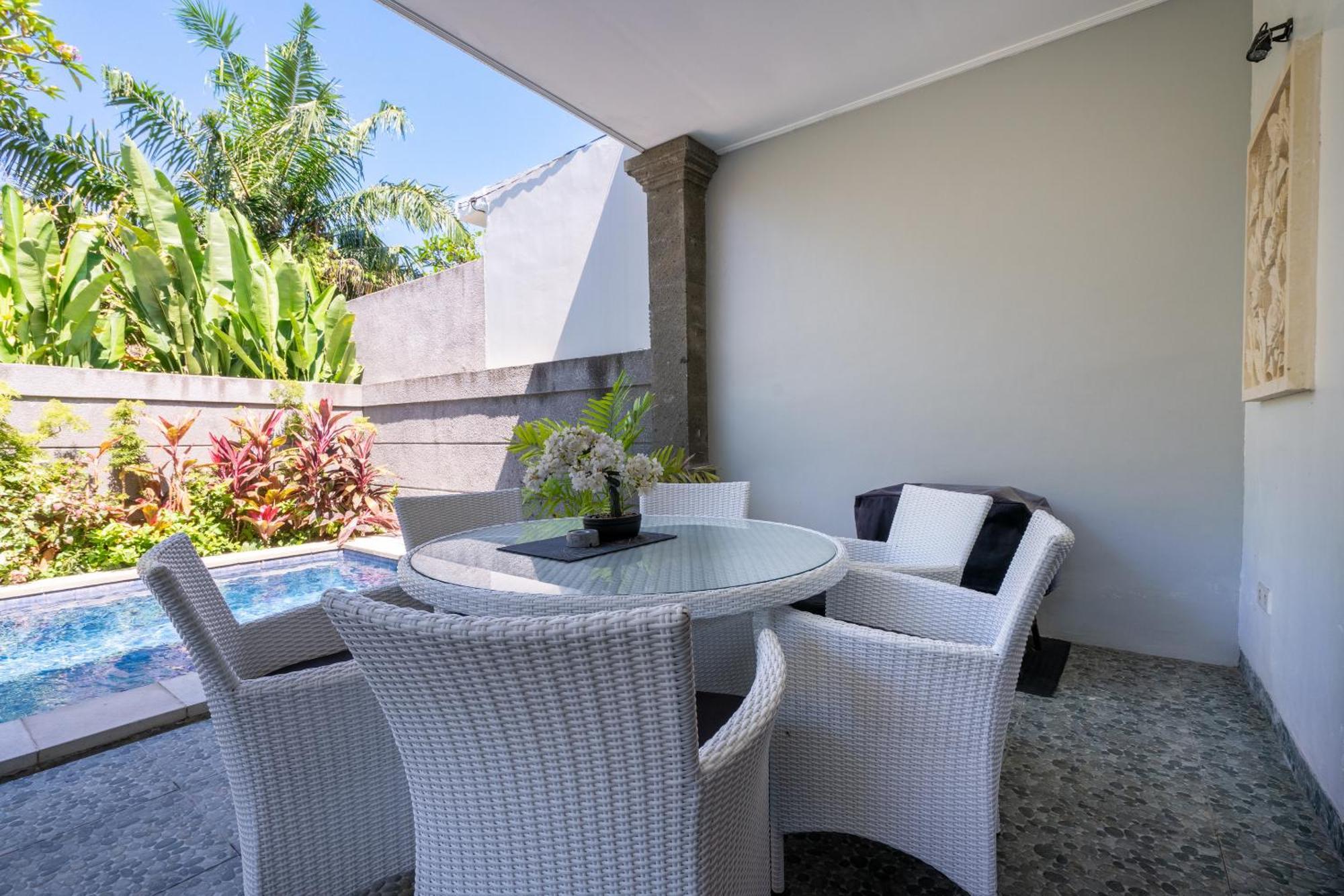 3 Bedroom Mawar Walk To Villa Legian (Bali)