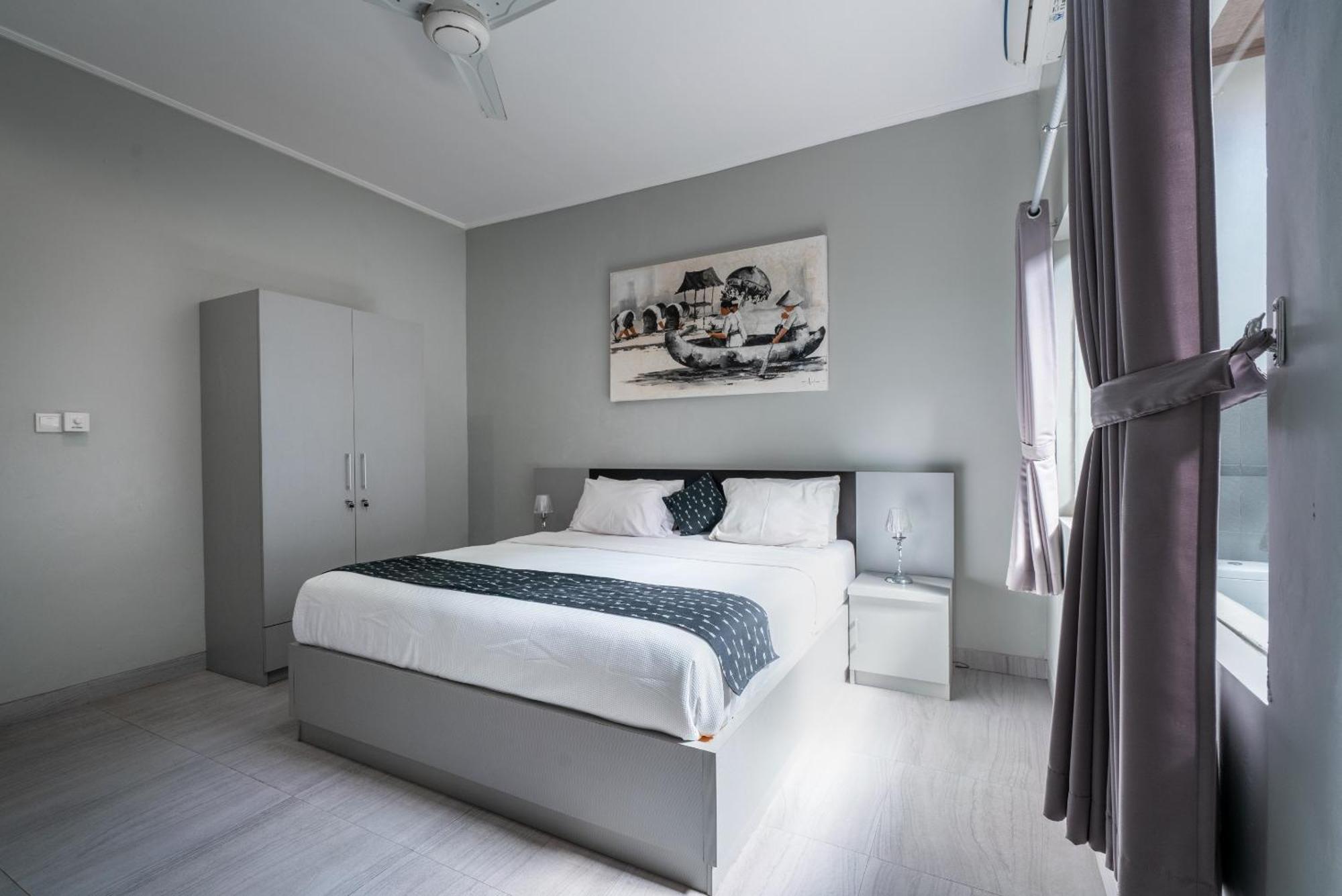 3 Bedroom Mawar Walk To Villa