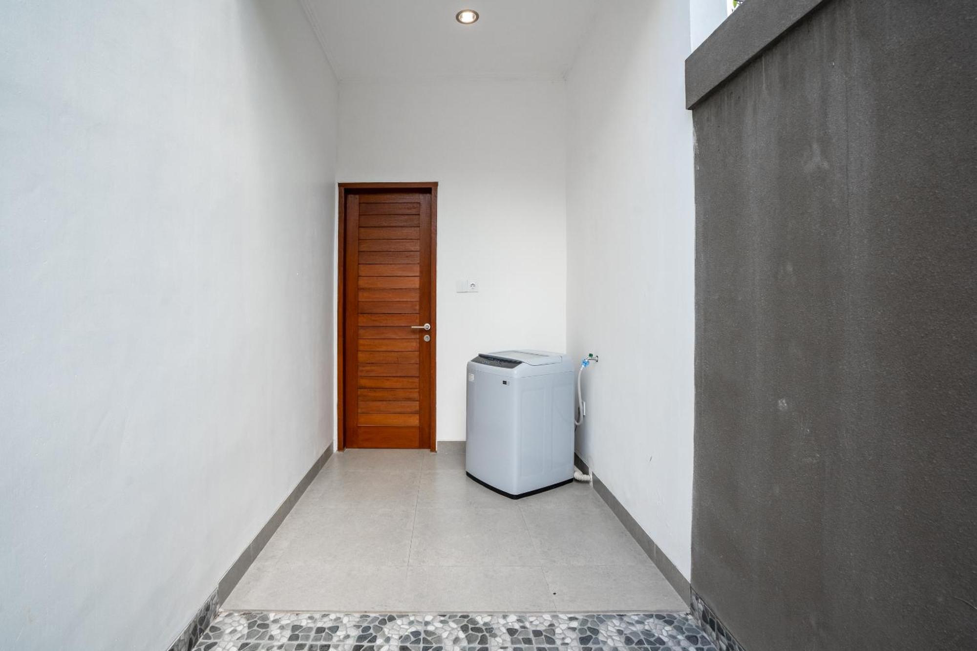 Aster By Ibali Management Apartemen