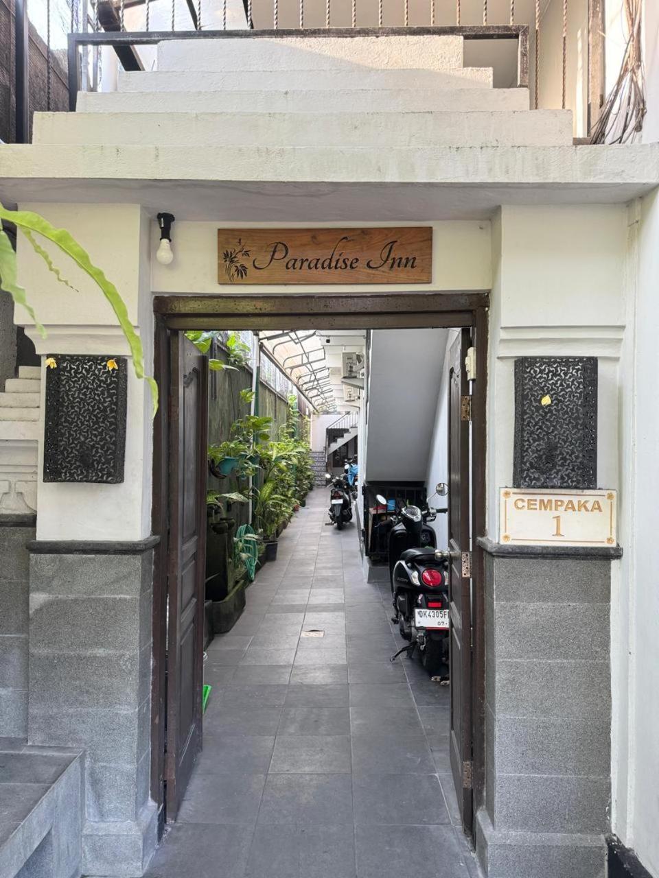 Paradise Hotel Legian (Bali)