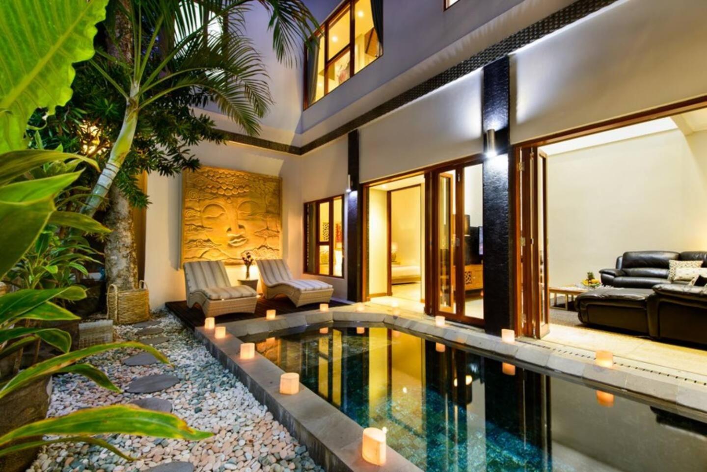 Super 4 Bed, Sleeps 8, Just 300m Walk From Villa