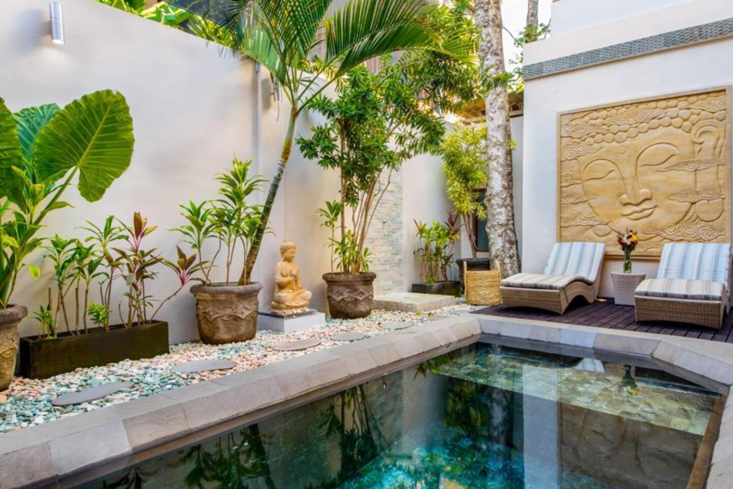 Villa Super 4 Bed, Sleeps 8, Just 300m Walk From Legian (Bali)