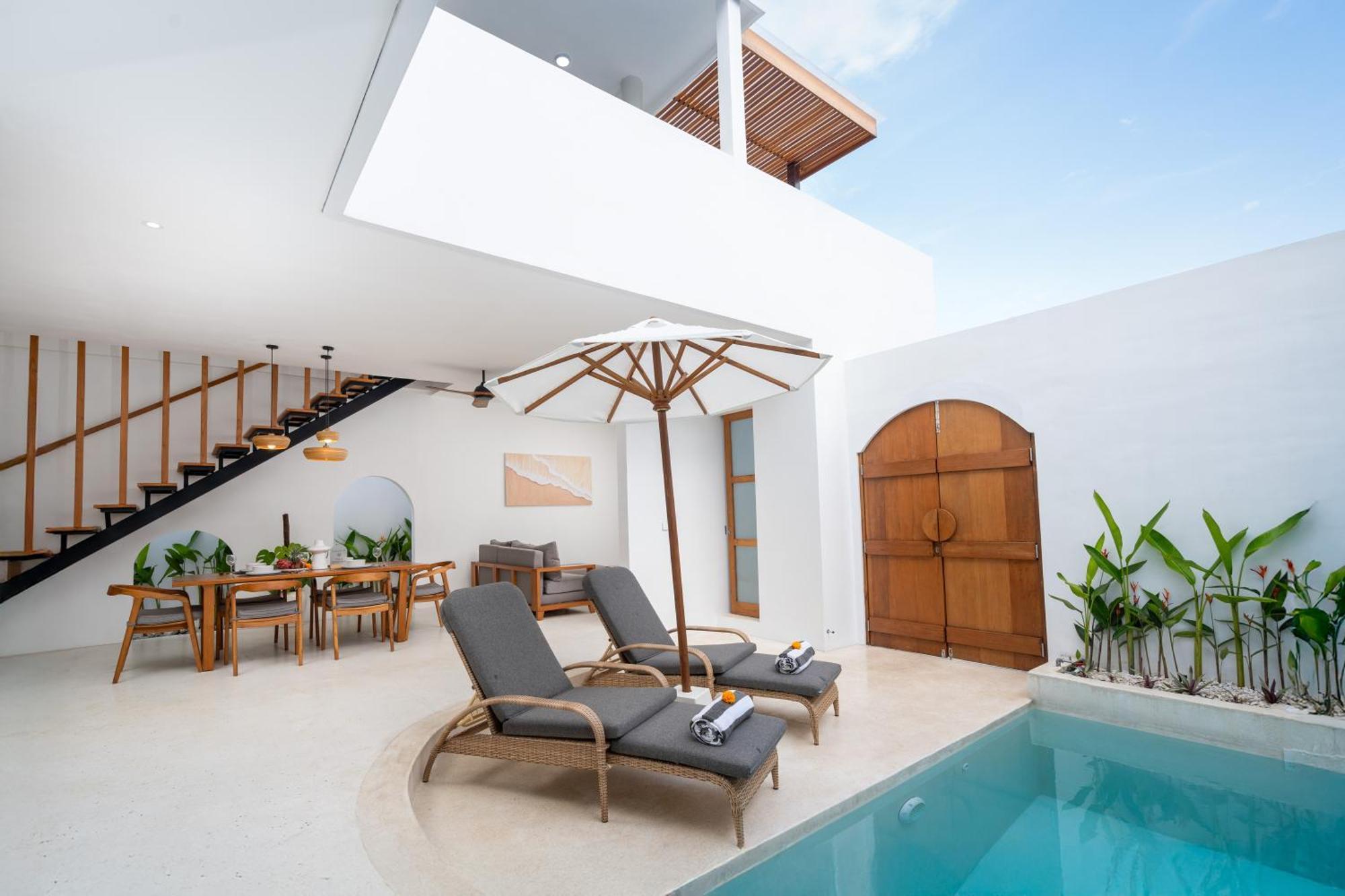 Villa Mandara Double Six *