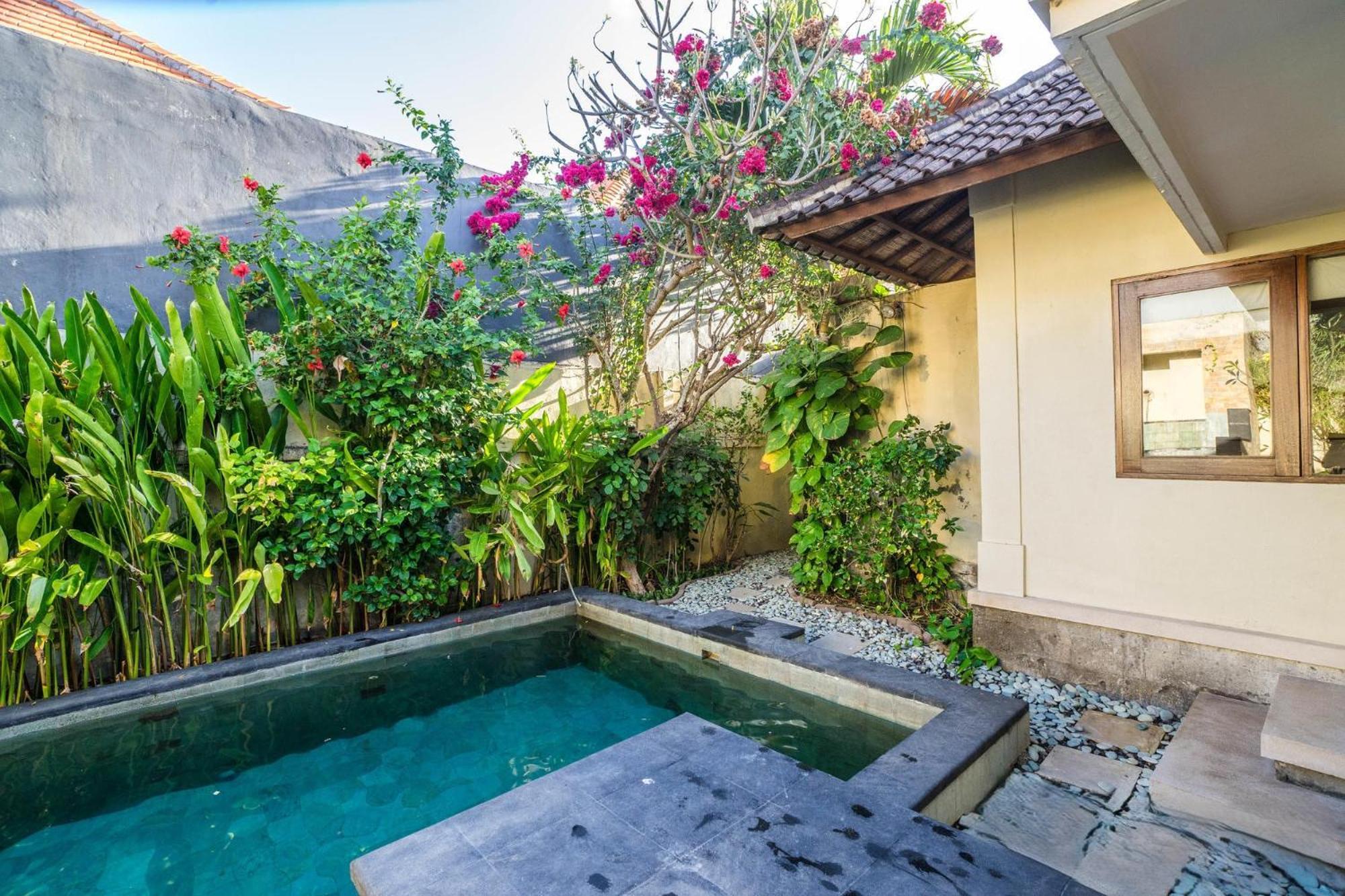 Diana Bali Legian