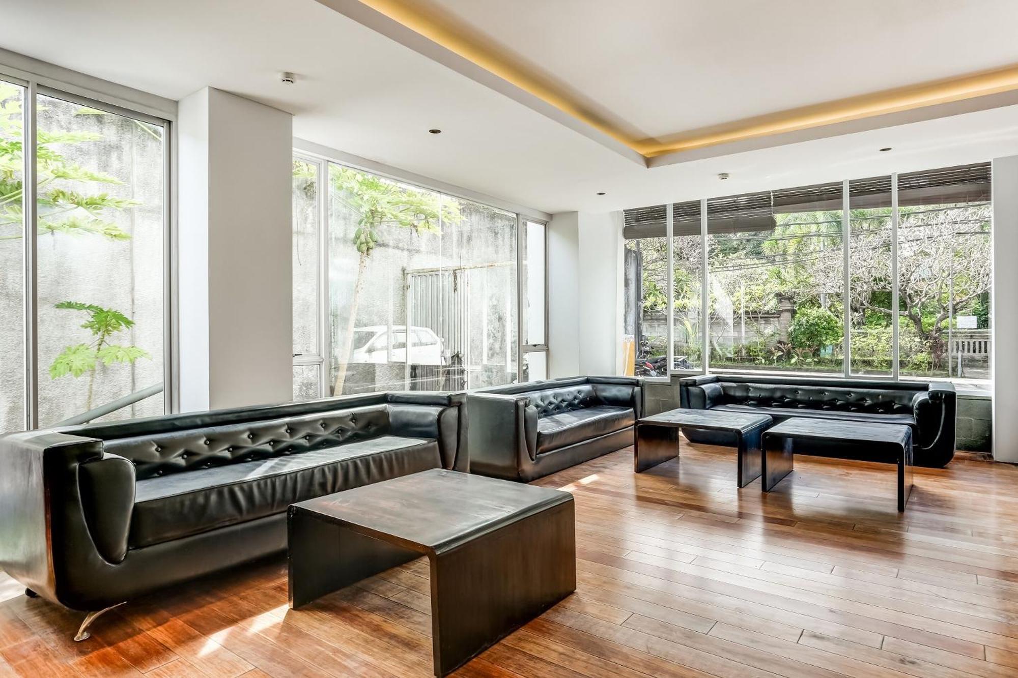Collection O Near Pantai Kuta Formerly Premium 4* Legian (Bali)
