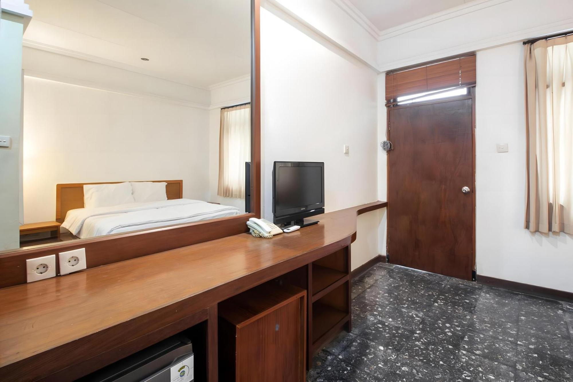 Hotel Capital O 93809 Wida Legian