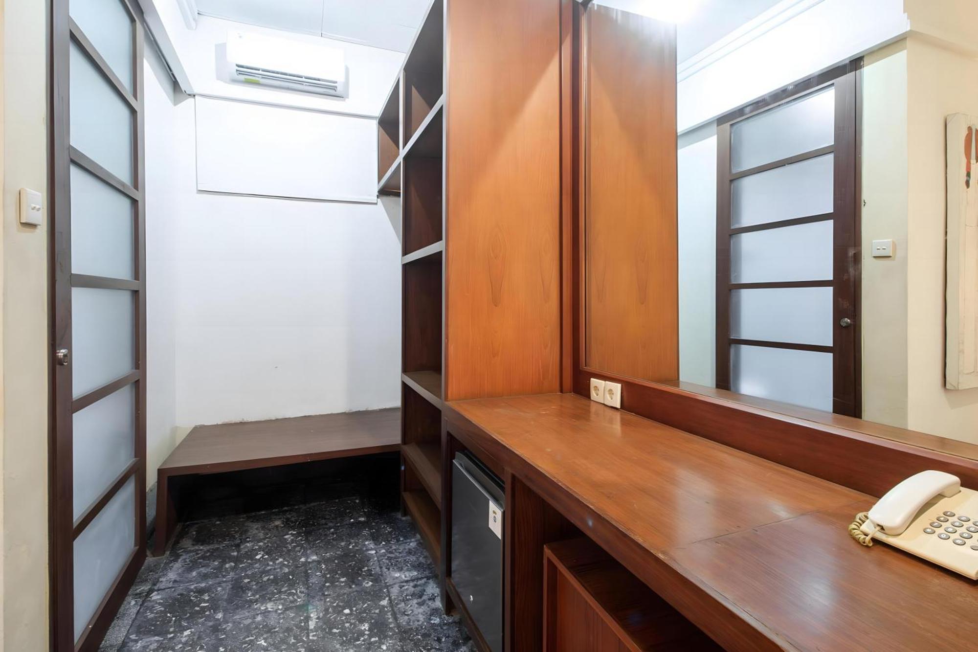 Capital O 93809 Wida Hotel 2*