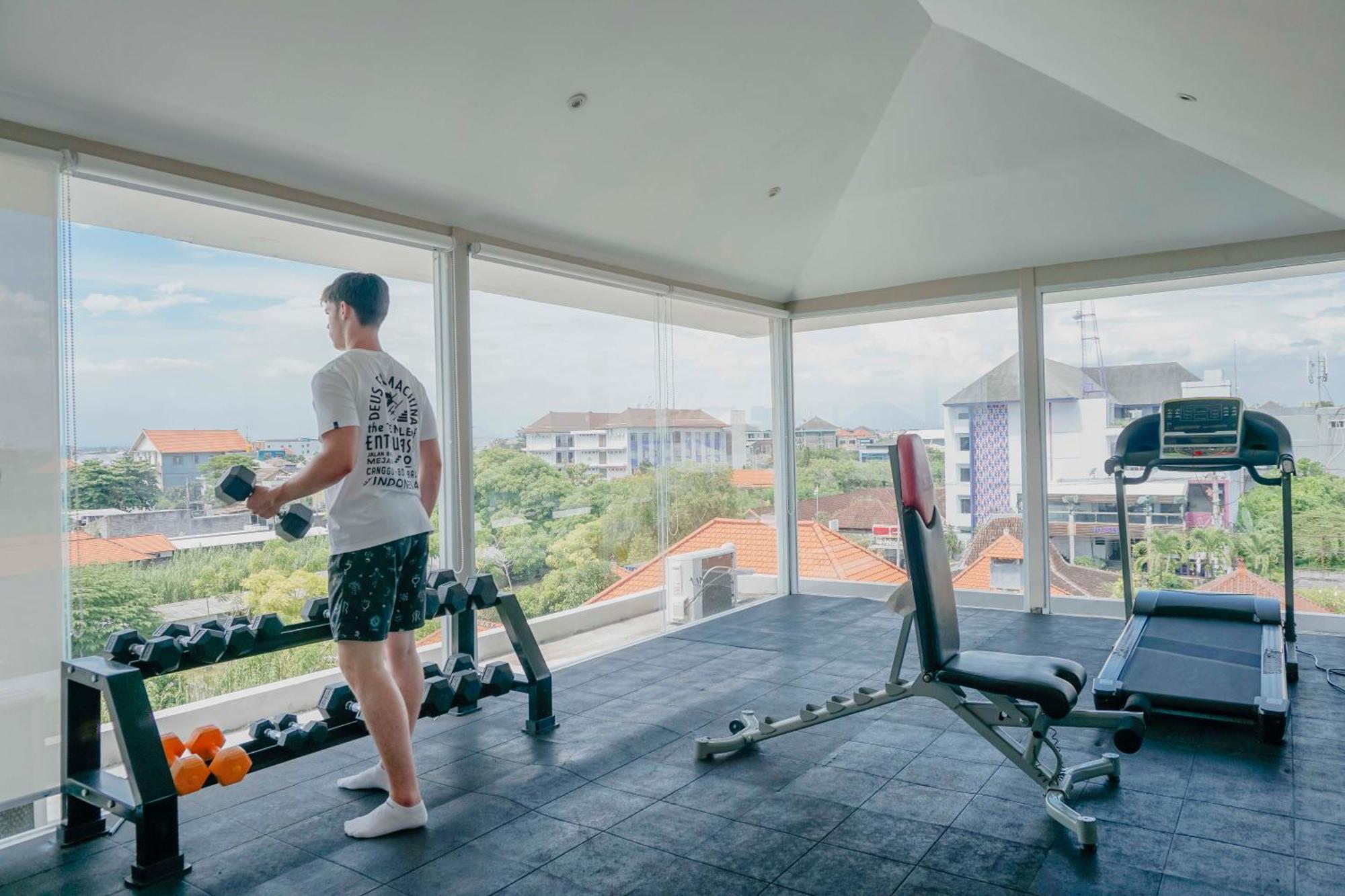 Bali Bustle Kuta Coliving & Coworking Space *