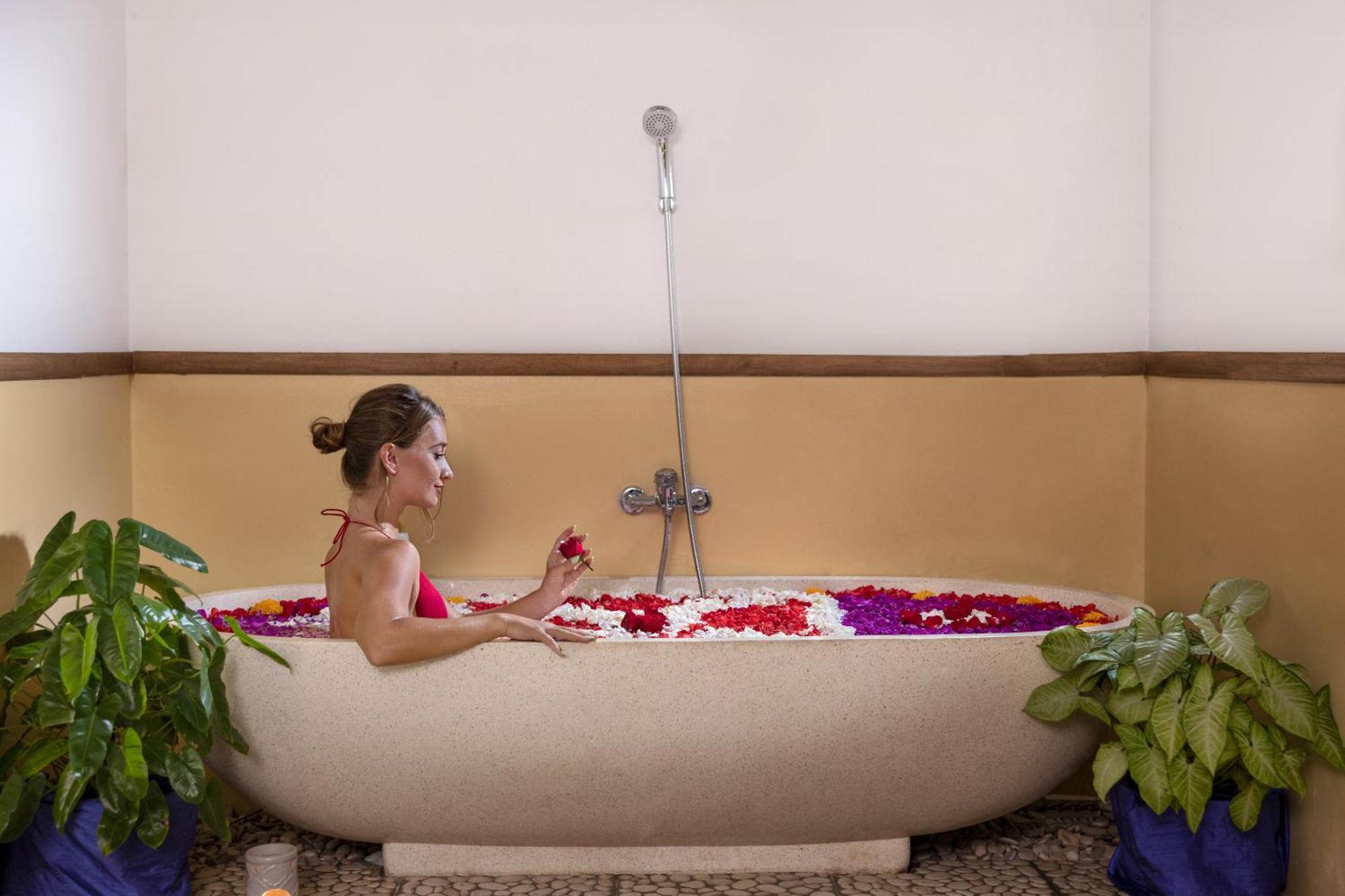 Hotel J4 Legian