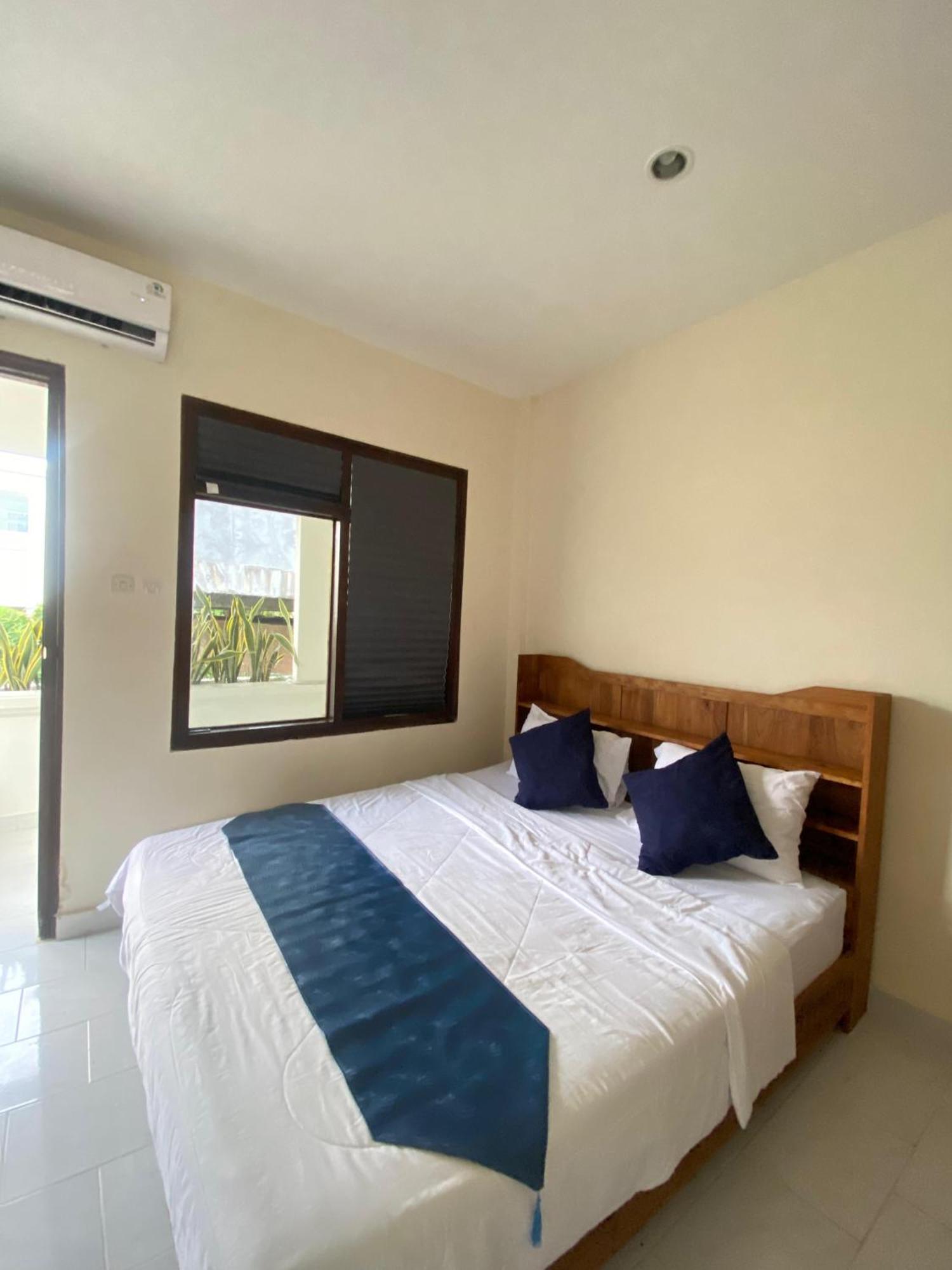 Pb Kuta - 15 Second To The By Micky R Hotel 3*
