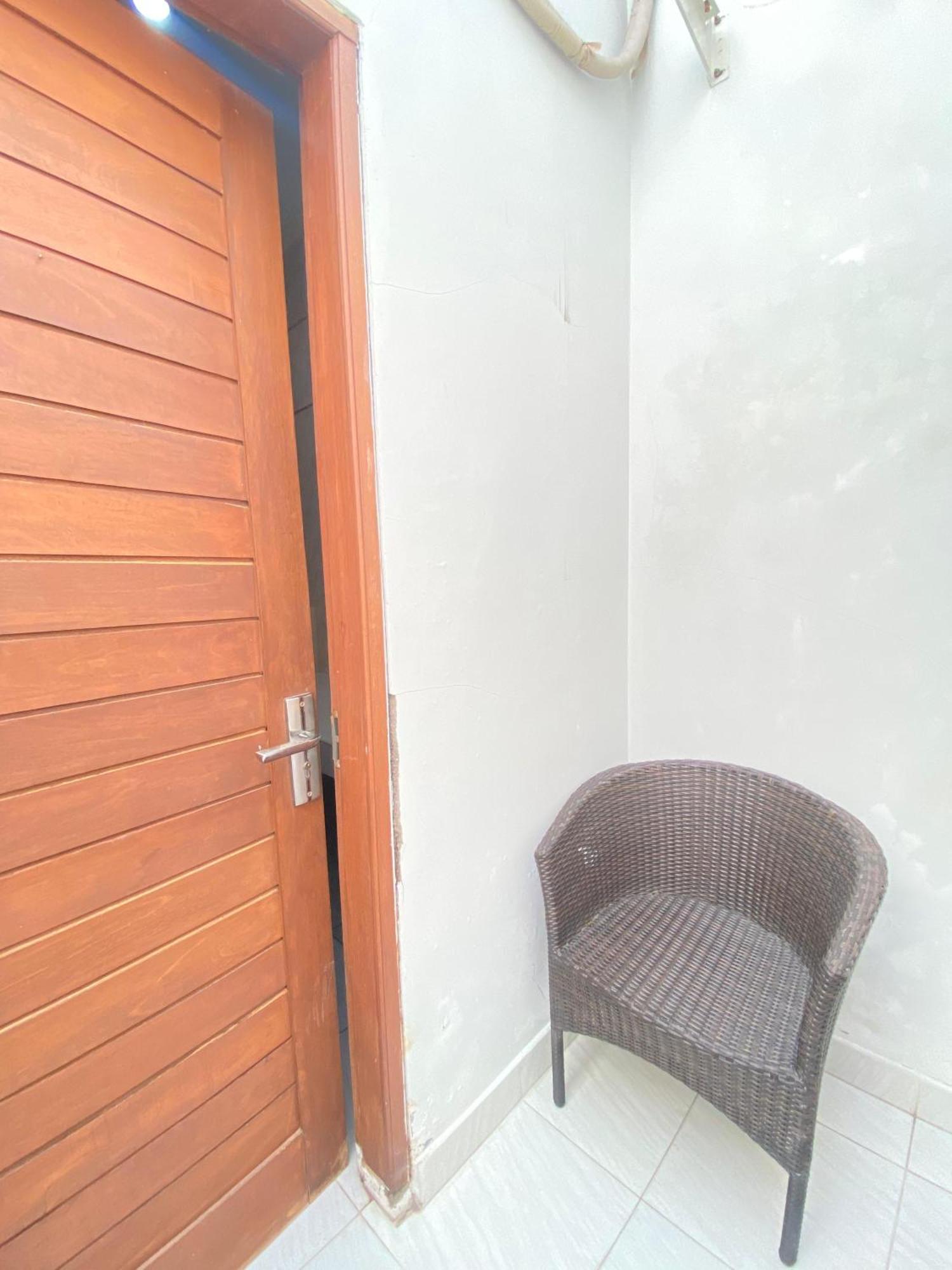 Sg - 2 Minutes To The By Micky 2 Hotel 3*
