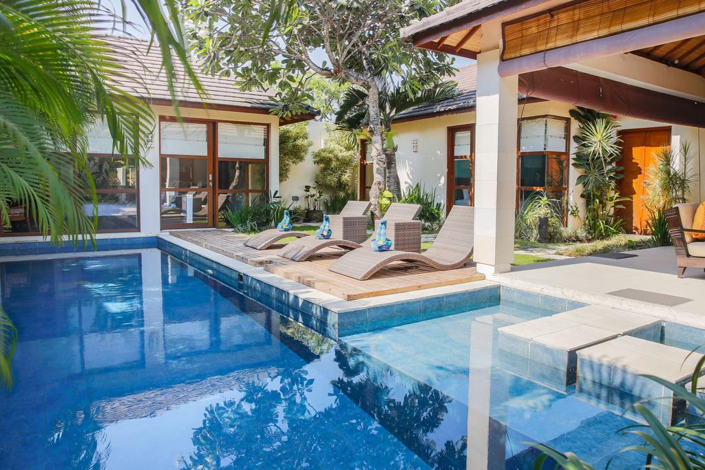 Samana Villa Legian (Bali)
