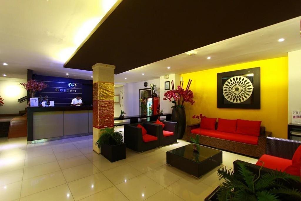Hotel Gosyen 3*