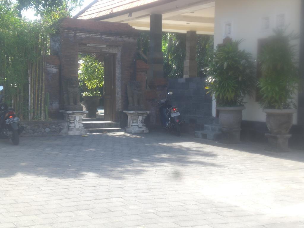 Pelasa Hotel Legian (Bali)