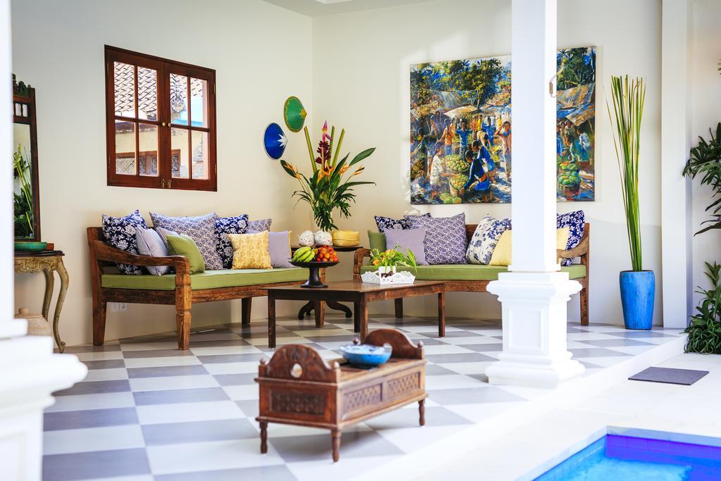Kayan Legian (Bali)