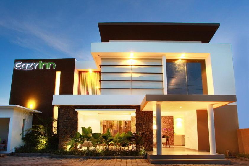 Eazy Hotel