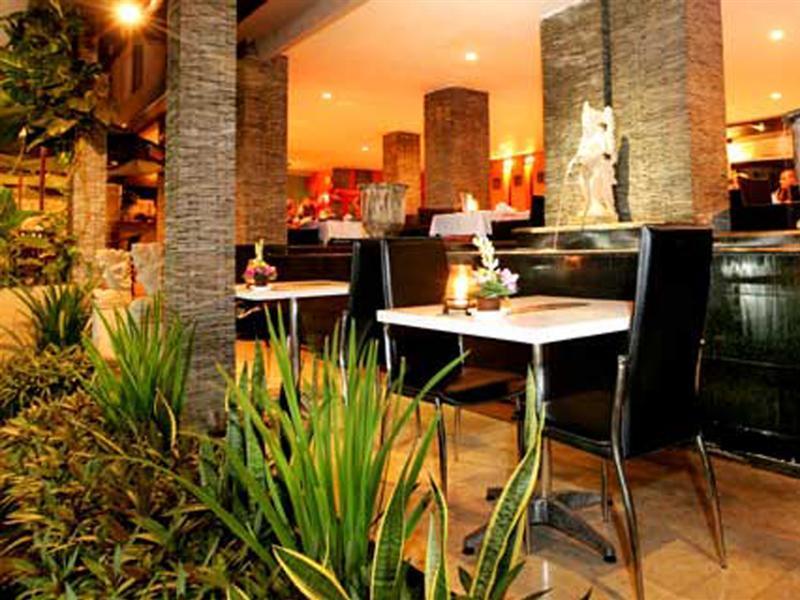 Hotel The Lokha & Legian (Bali)