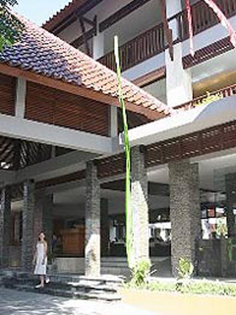 Hotel The Lokha &