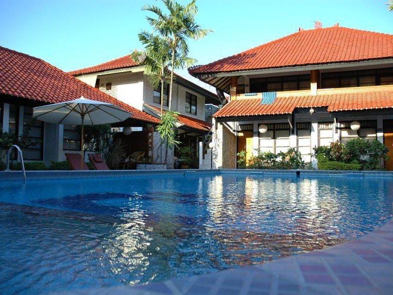 Adika Sari