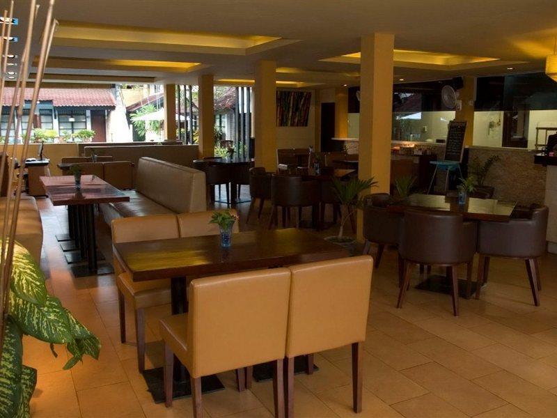 Hotel Adika Sari Legian