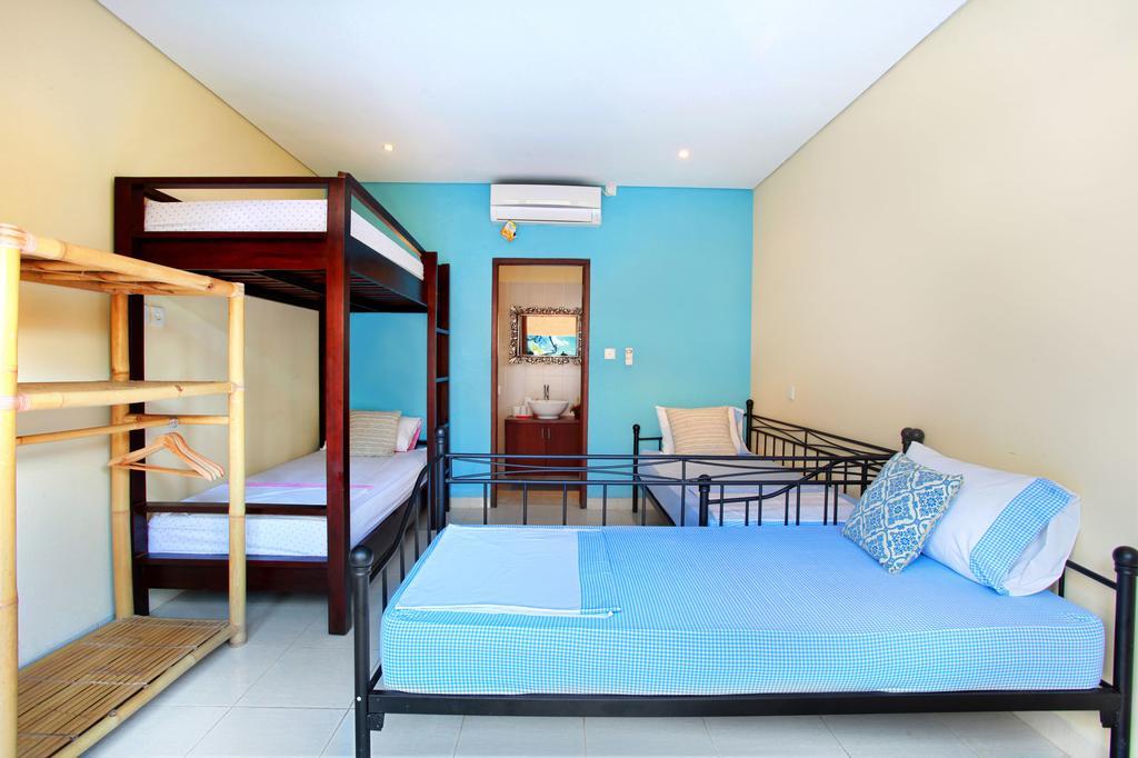 Legian Beach Villas Hotel 3*