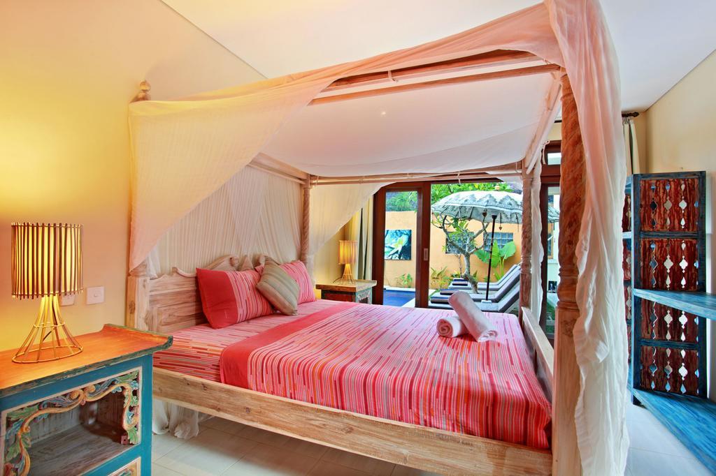 Hotel Legian Beach Villas 3*