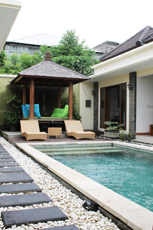 Villa Penyu Legian (Bali)