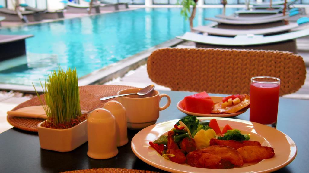 Hotel Terrace At Kuta 3*