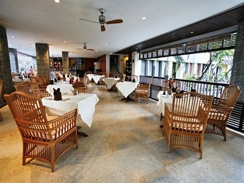 Hotel The Lokha &