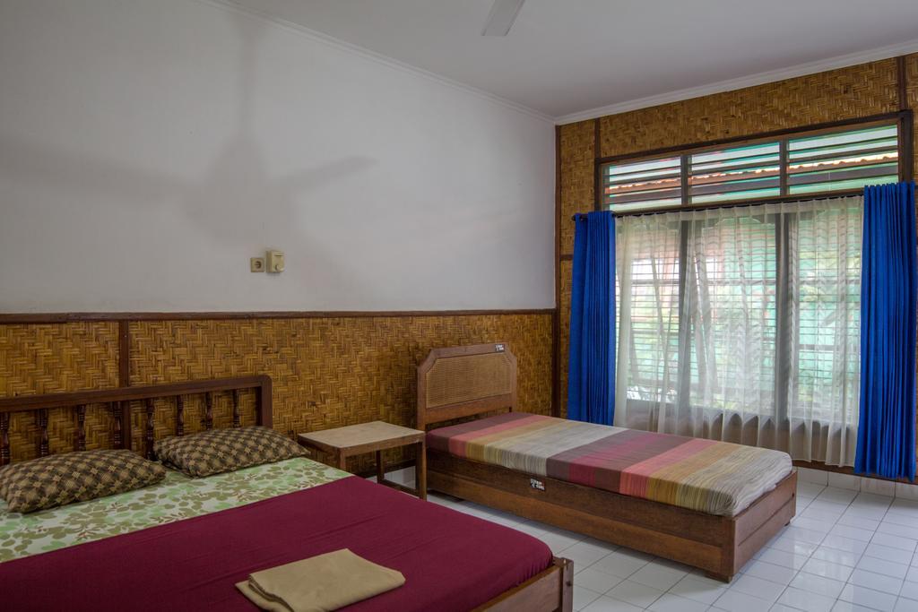 Kempu Taman Ayu Ii (adults Only) Guest house 2*