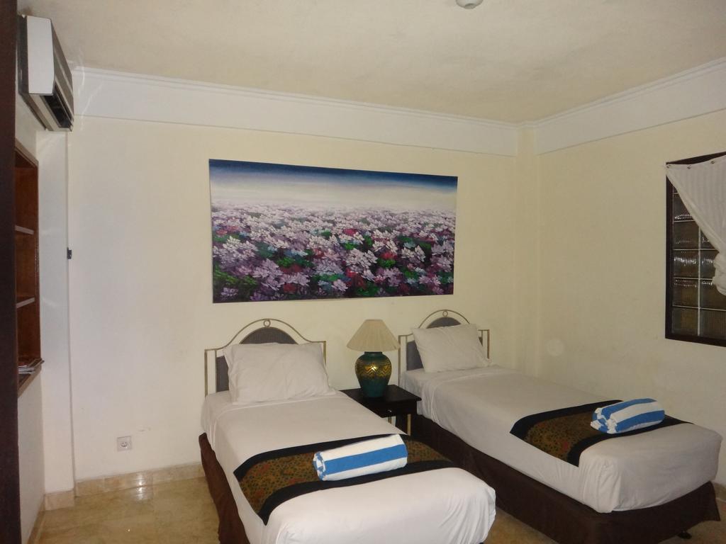 Private At Jayakarta * Legian (Bali)