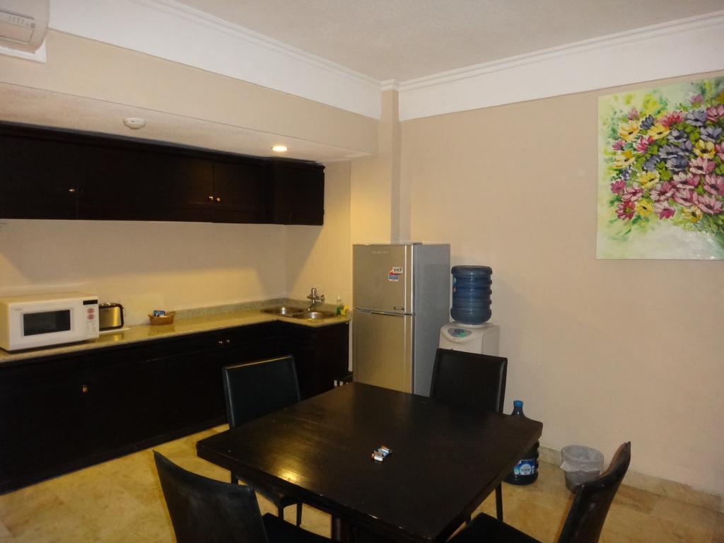 Private At Jayakarta Apartment