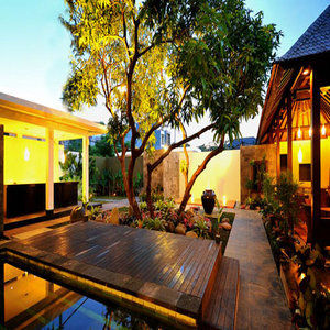 Hotel Gosyen 3*