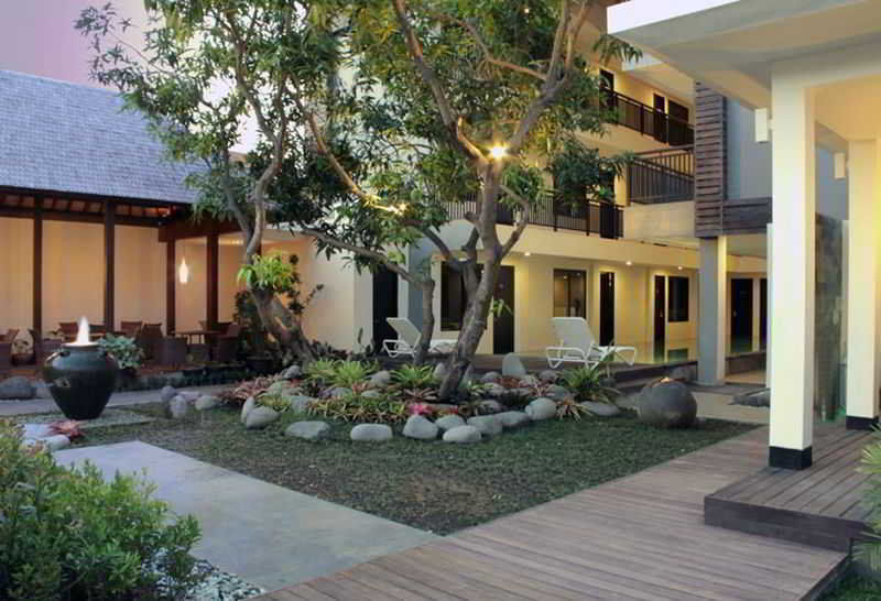 Hotel Gosyen 3*