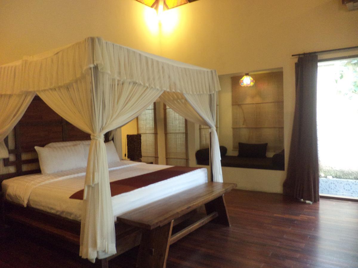 Intan Seminyak Villa *